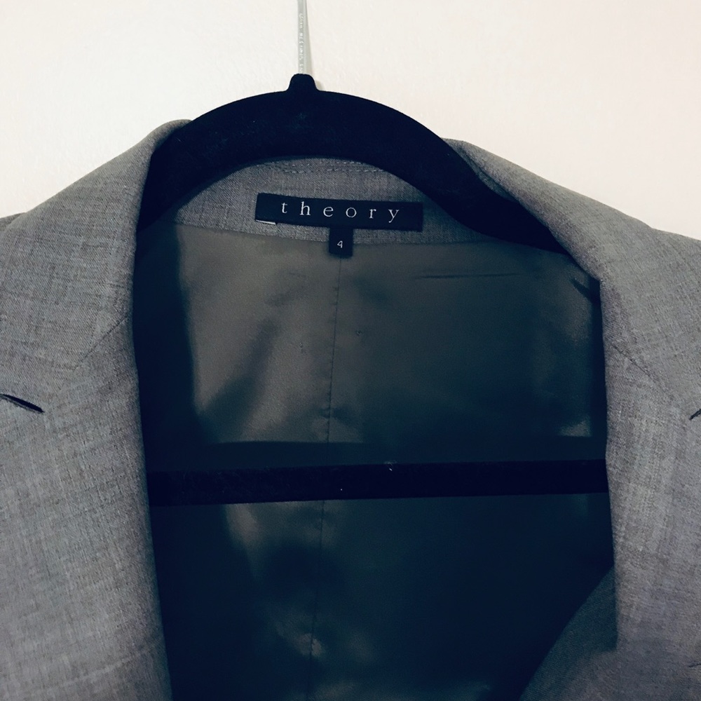Women’s Theory Blazer